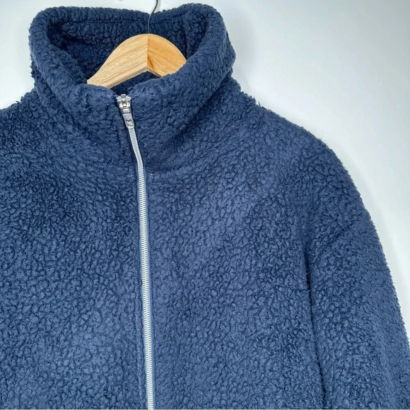 Lululemon True Navy Oh So Sherpa Jacket Size 2 - Picture 6 of 16